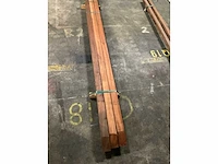 Angelim vermelho gepunte palen geschaafd 85x85 mm (3x) - afbeelding 6 van  6