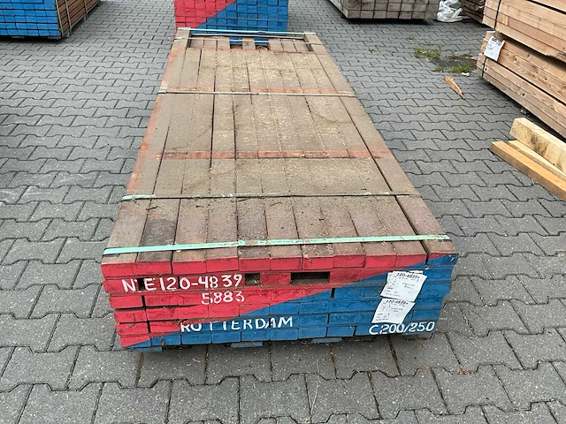 Angelim vermelho hardhout balk (2000-2500x90x45mm) (55x) - afbeelding 2 van  4