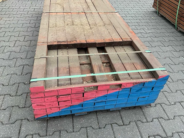 Angelim vermelho hardhout balk (2000-2500x90x45mm) (55x) - afbeelding 4 van  4