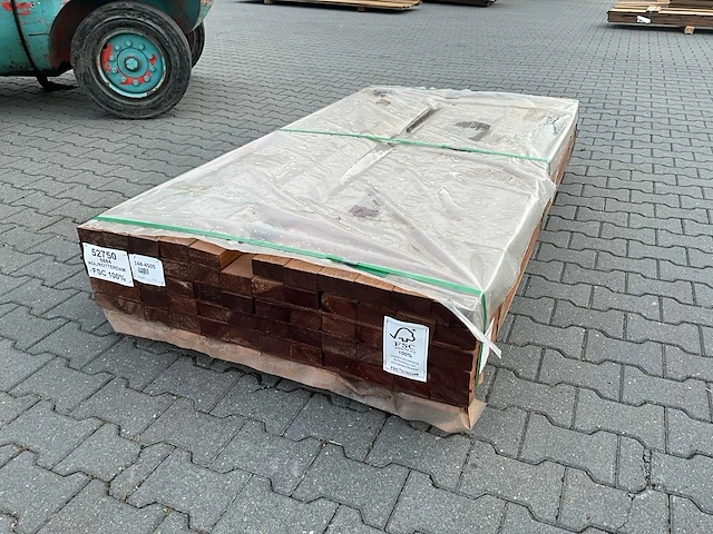 Angelim vermelho hardhout balk (2000x90x45mm) (59x) - afbeelding 1 van  3