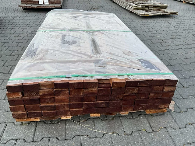 Angelim vermelho hardhout balk (2000x90x45mm) (59x) - afbeelding 3 van  3