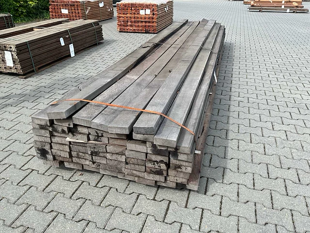 Angelim vermelho hardhout balk (4500x130x45mm) (65x) - afbeelding 1 van  4