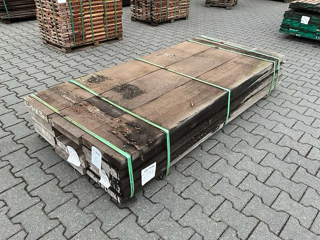 Angelim vermelho hardhout plank (2000x300x50mm) (13x) - afbeelding 2 van  4
