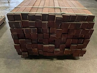 Angelim vermelho palen 70x70 mm (104x) - afbeelding 4 van  5