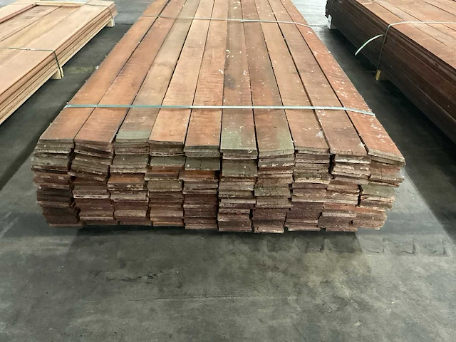 Angelim vermelho planken 10x100 mm (240x) - afbeelding 4 van  5
