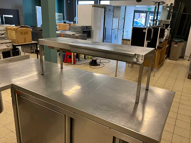 Angelo po - 6mb4-opro - rvs spoeltafel met koelwerkbank en warmhoudkast - afbeelding 10 van  15