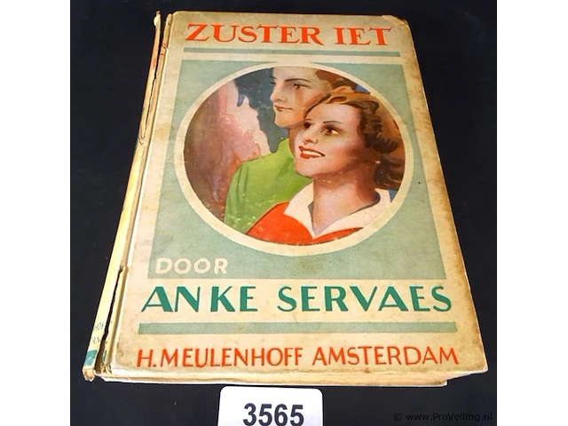 Anke servaes. zuster iet - afbeelding 1 van  5