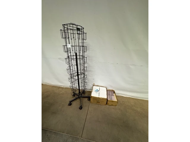 Ansichtkaarten molen met 3x doos kaarten, o.a. paperclip - afbeelding 1 van  14