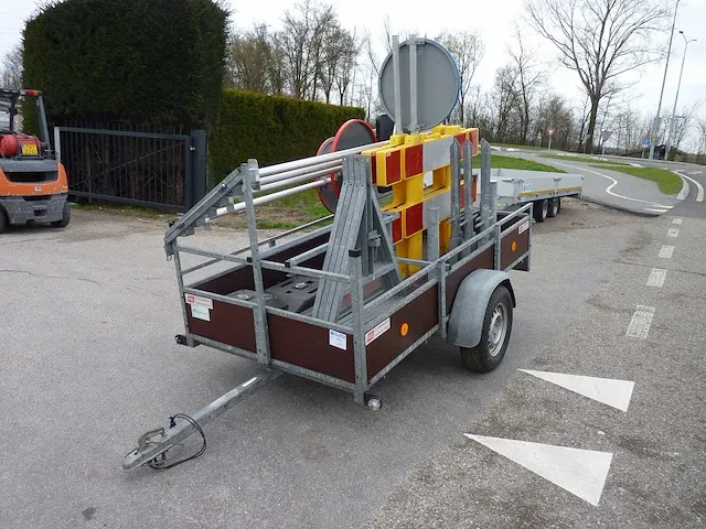 Anssems verkeersbordenwagen - afbeelding 8 van  10