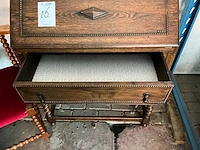 Antiek dressoir met stoel - afbeelding 4 van  6