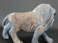 Antiek houten beeld van een leeuw - afbeelding 4 van  5