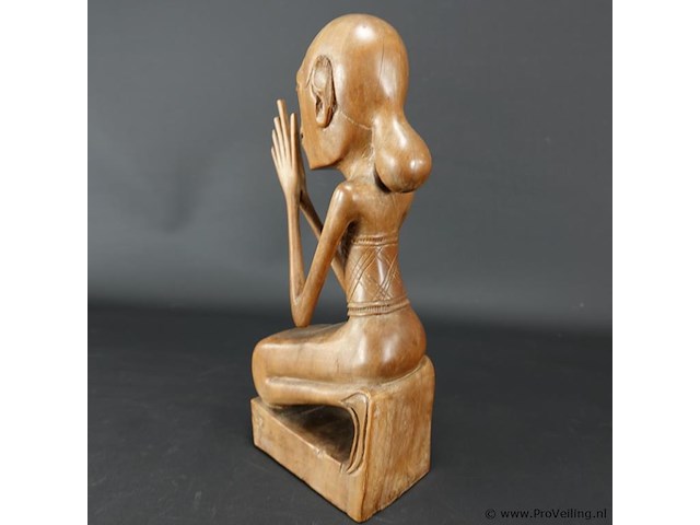 Antiek in teakhout gesneden indisch beeld - afbeelding 3 van  5