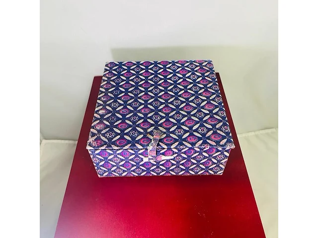 Antiek japans sierbord kunstwerk inclusief houten stand - afbeelding 6 van  6