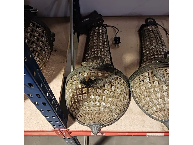 Antiek kristallen kroonluchters en wandlampen - afbeelding 3 van  19