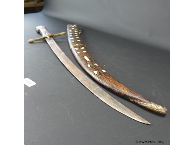 Antiek kromzwaard met schede - afbeelding 3 van  5