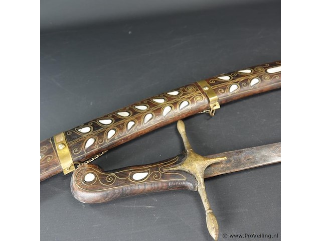 Antiek kromzwaard met schede - afbeelding 4 van  5