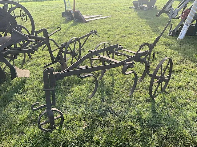 Antiek landbouw werktuig (6x) - afbeelding 5 van  8