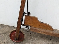 Antiek poppenwagen met step - afbeelding 7 van  9