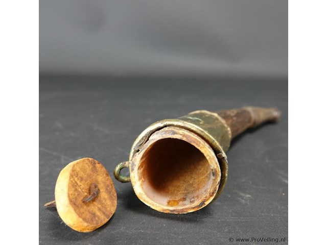 Antieke (18de of 19de eeuw) kruidhoorn - afbeelding 4 van  5