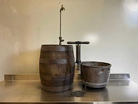 Antieke biervatpomp - afbeelding 1 van  5