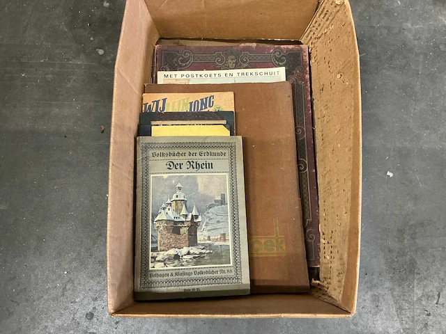 Antieke boeken (7x) - "moderne kunst in meister-holzschnitten" - afbeelding 1 van  12