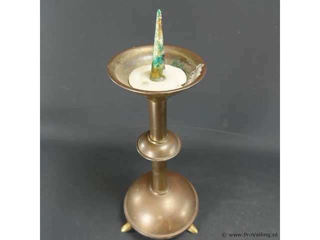 Antieke brons/messing kandelaar - afbeelding 3 van  5
