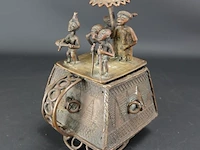 Antieke bronzen ashanti antieke bronzen goudstof pot - afbeelding 1 van  5