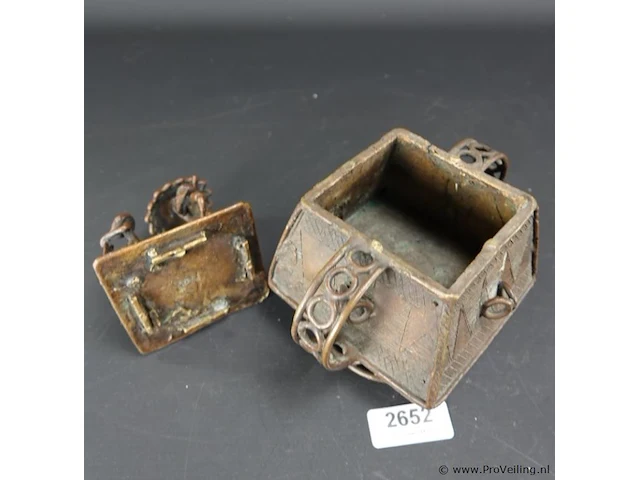Antieke bronzen ashanti antieke bronzen goudstof pot - afbeelding 3 van  5