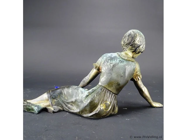 Antieke bronzen juffrouw - afbeelding 4 van  5