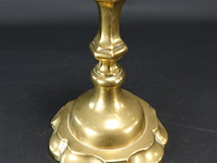Antieke bronzen kandelaar - afbeelding 4 van  5