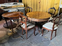 Antieke eetkamertafel - afbeelding 1 van  9