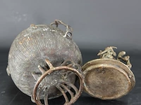 Antieke (eind19de eeuw) ashante kuduo bronzen goudstofpot - afbeelding 5 van  5
