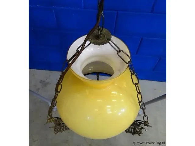 Antieke hanglamp met opaline kap - afbeelding 3 van  5