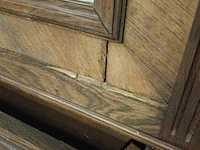Antieke houten kledingkast met spiegel - afbeelding 3 van  13