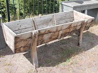 Antieke houten trog. afmeting 200 x 73 x 72 cm. - afbeelding 1 van  3