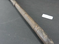 Antieke ijzeren lepel met houten steel - afbeelding 4 van  5