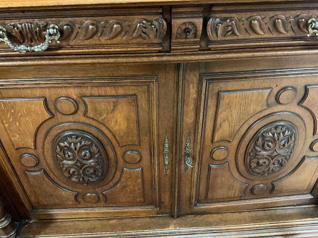 Antieke kast met houtsnijwerk, jacht - afbeelding 6 van  6