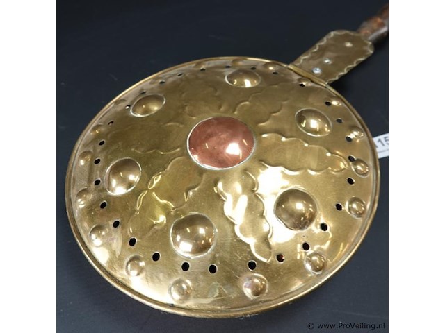 Antieke koperen kastanje pan - afbeelding 2 van  5