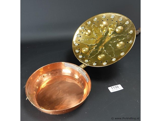 Antieke koperen kastanje pan - afbeelding 4 van  5