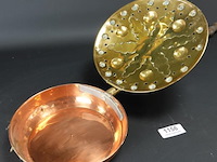 Antieke koperen kastanje pan - afbeelding 4 van  5