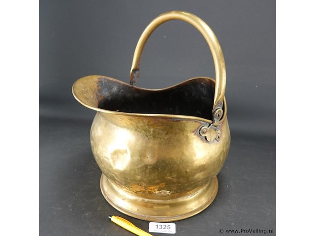 Antieke koperen ketel - afbeelding 1 van  5