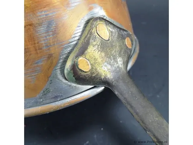 Antieke koperen steelpan - afbeelding 4 van  5