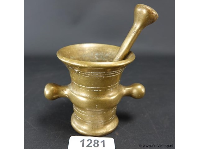 Antieke koperen vijzel - afbeelding 1 van  5