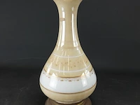 Antieke messing met opaline lampvoet - afbeelding 1 van  5