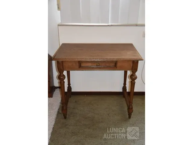 Antieke sidetable/kleine tafel - afbeelding 1 van  3