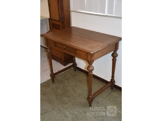 Antieke sidetable/kleine tafel - afbeelding 2 van  3
