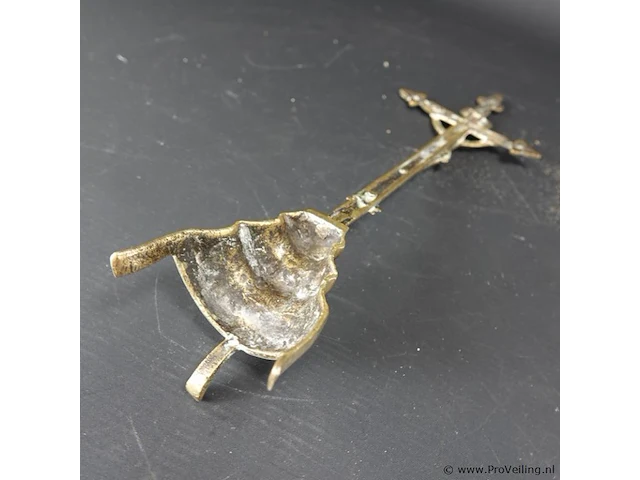 Antieke staande bronzen crucifix - afbeelding 5 van  5