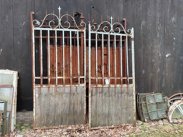 Antieke tuinpoort (2x) - afbeelding 1 van  9