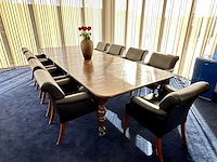 Antieke vergadertafel met 9 vergaderstoelen - afbeelding 2 van  7