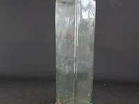 Antieke vierkante glazen fles - afbeelding 2 van  5